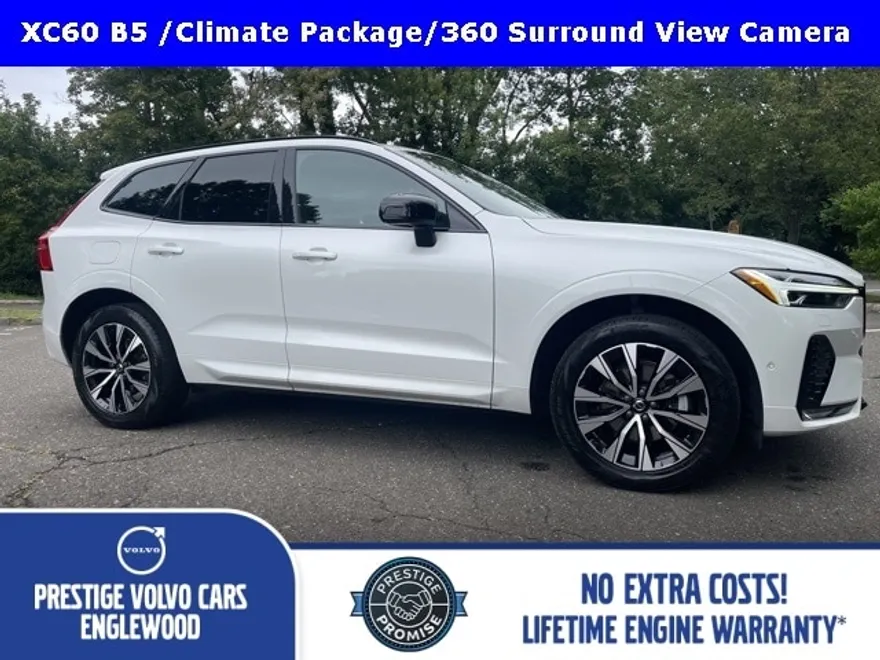 2024 Volvo XC60 B5 Plus photo 1