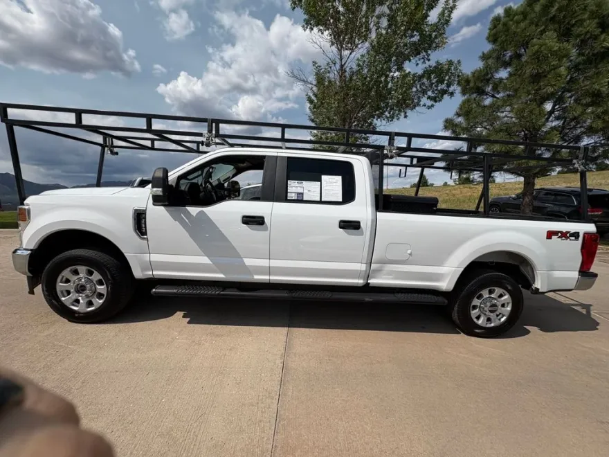 2022 Ford F-250 XL photo 1