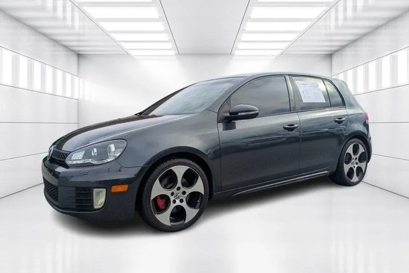 2011 Volkswagen Golf GTI photo 1