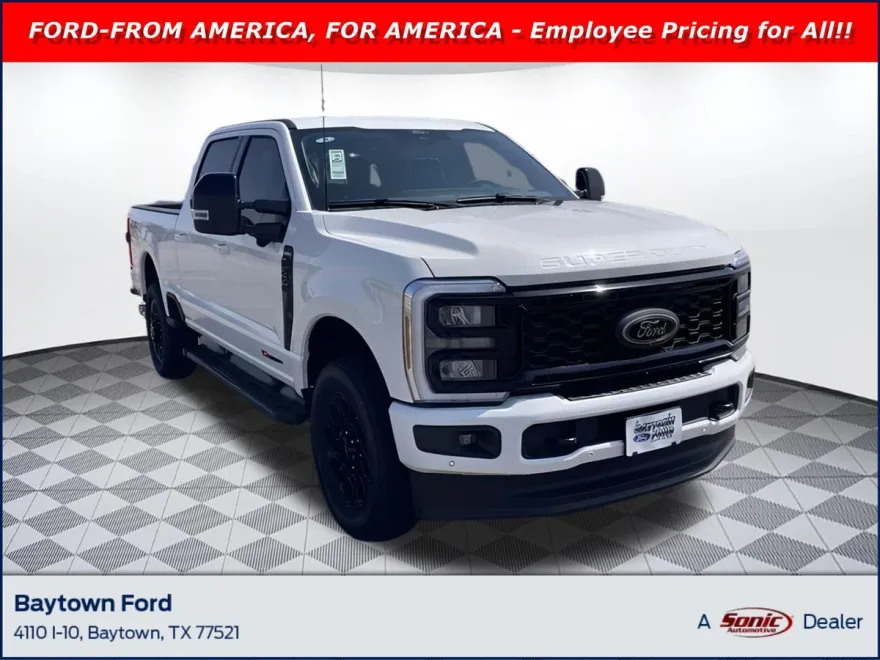 2025 Ford F-250 Lariat photo 1