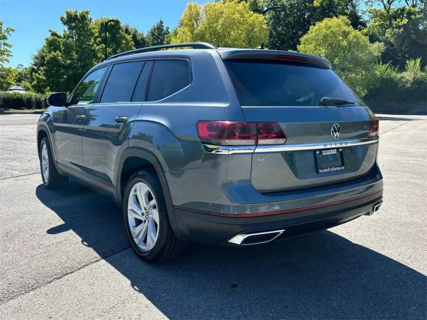 2021 Volkswagen Atlas SE Technology photo 1