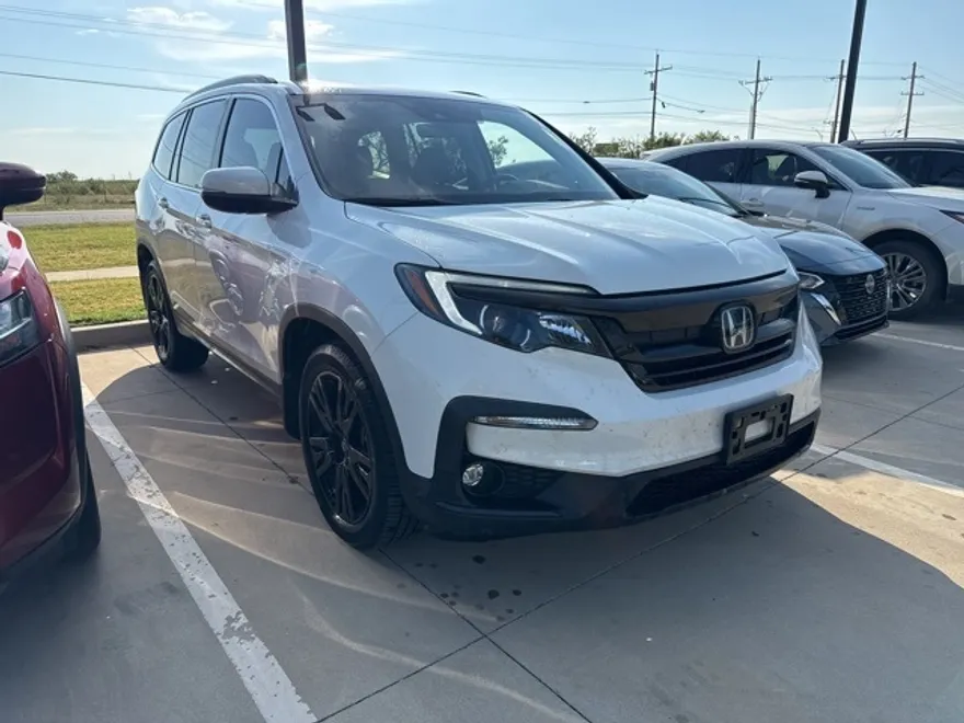 2021 Honda Pilot Special Edition photo 1