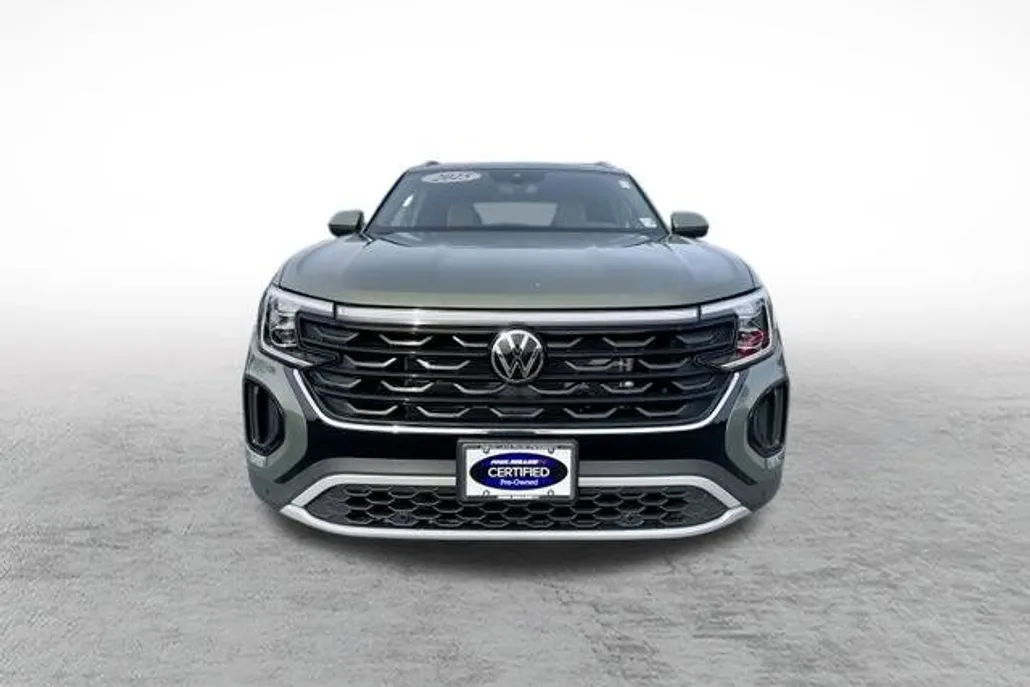 2025 Volkswagen Atlas Cross Sport SE Technology photo 1