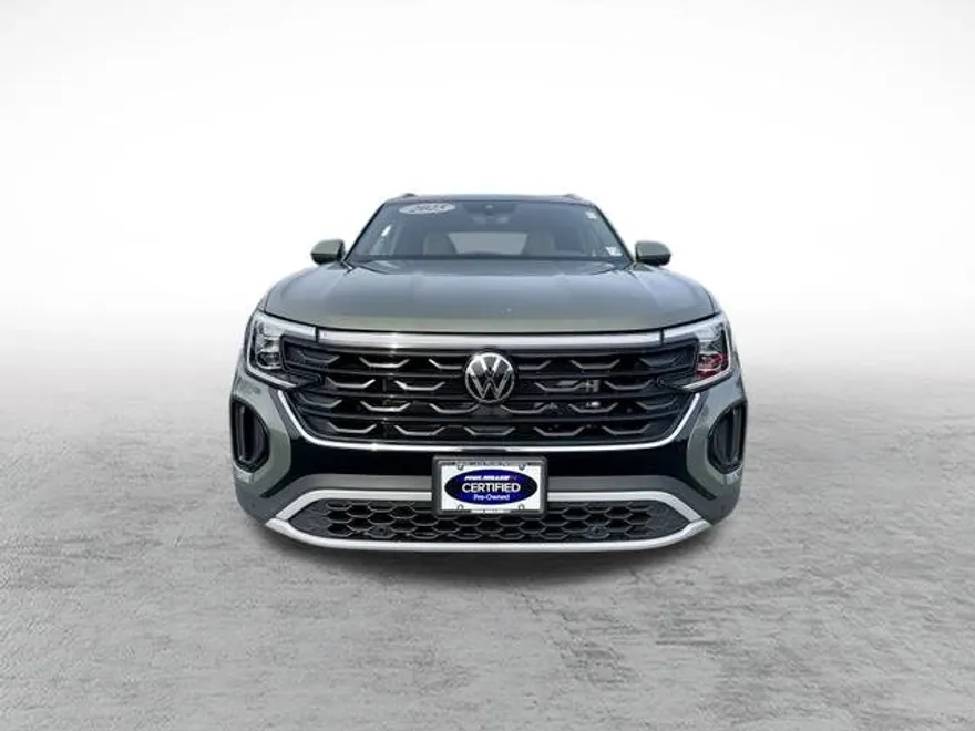 2025 Volkswagen Atlas Cross Sport SE Technology photo 1