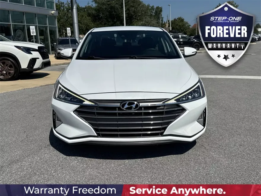 2020 Hyundai Elantra Limited photo 1