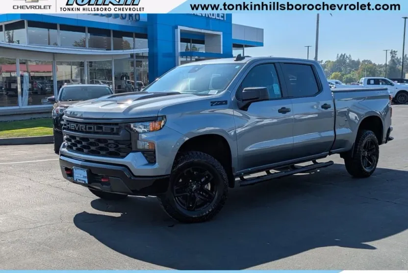 2025 Chevrolet Silverado 1500 Custom Trail Boss photo 1