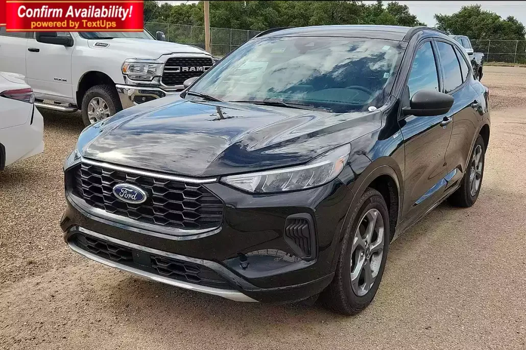 2024 Ford Escape ST-Line photo 1