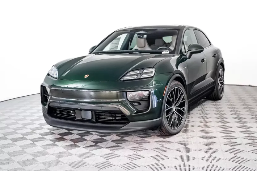 2025 Porsche Macan Electric photo 1