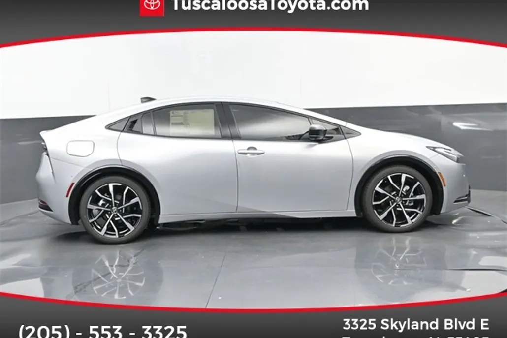 2026 Toyota Prius Plug-in Hybrid XSE Premium photo 1
