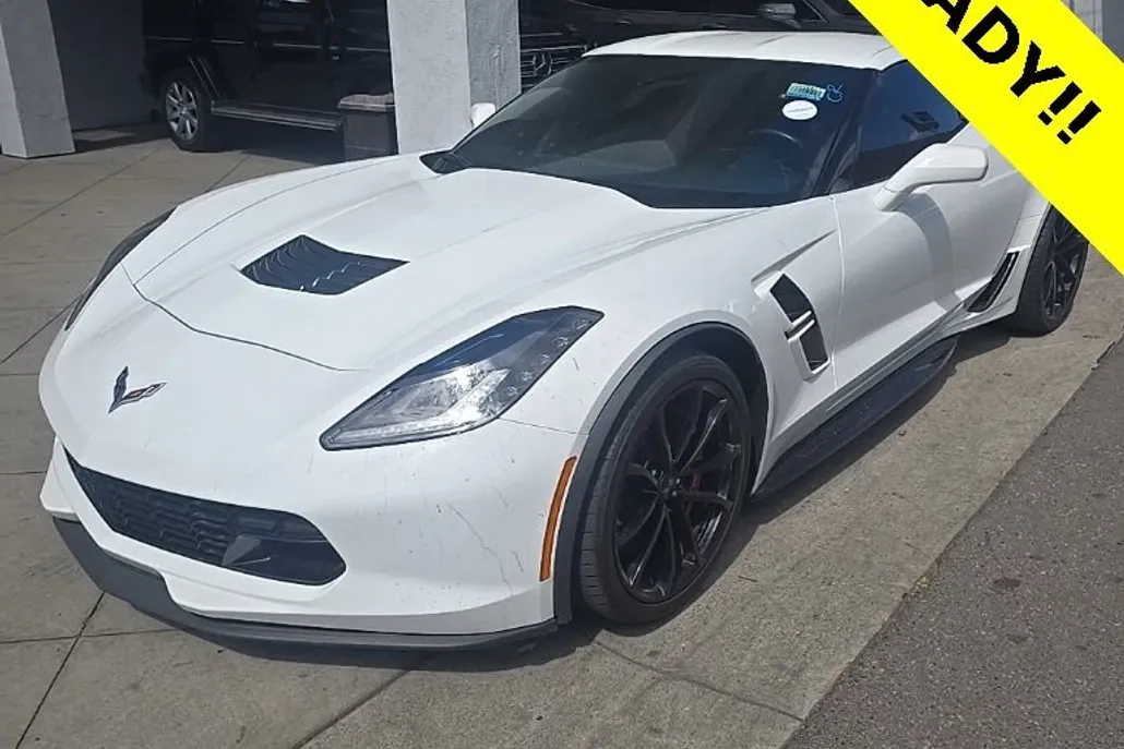 2019 Chevrolet Corvette Grand Sport 1LT photo 1