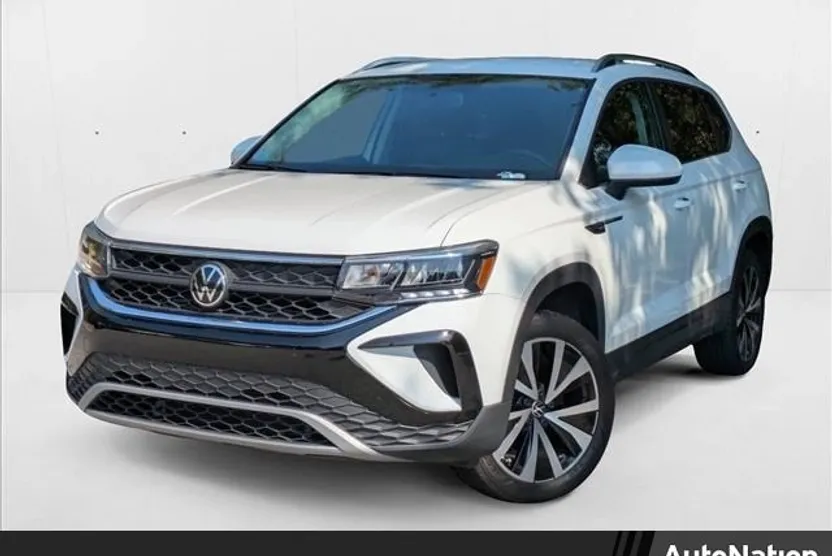 2022 Volkswagen Taos SE photo 1