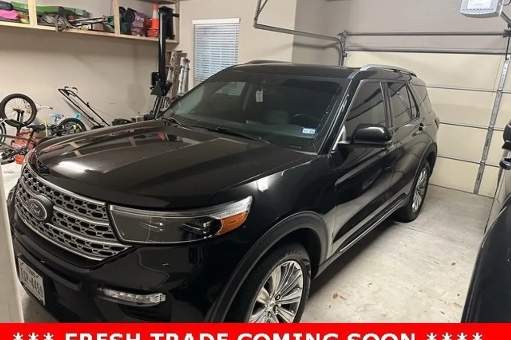 2022 Ford Explorer Limited photo 1