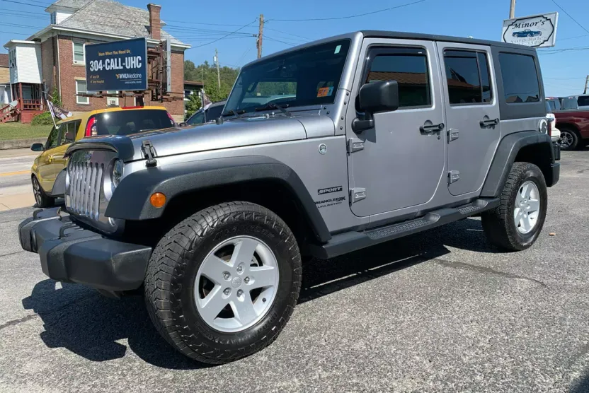 2018 Jeep Wrangler Unlimited Sport photo 1