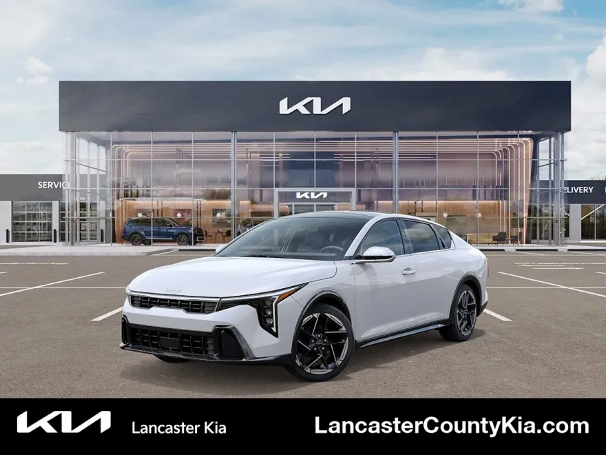 2025 Kia K4 GT-Line photo 1