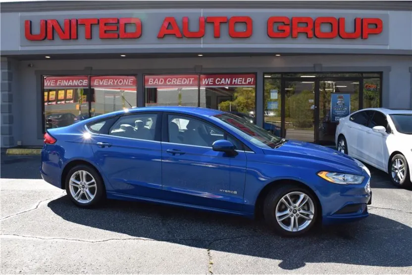 2018 Ford Fusion S Hybrid photo 1