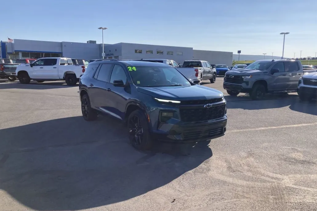2024 Chevrolet Traverse RS photo 1