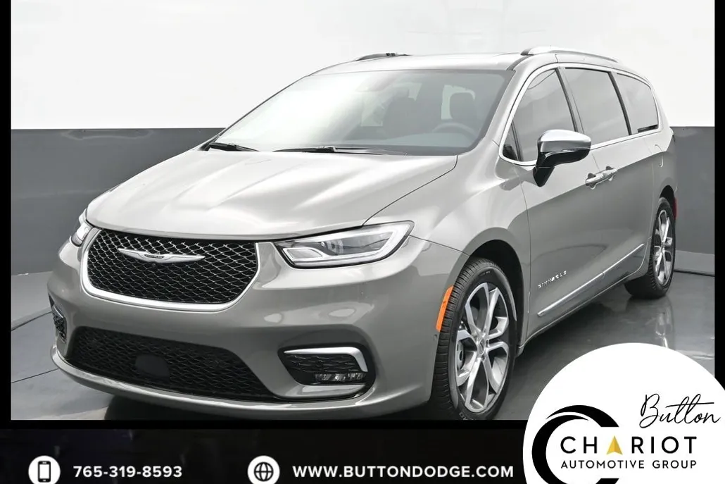 2025 Chrysler Pacifica Pinnacle photo 1