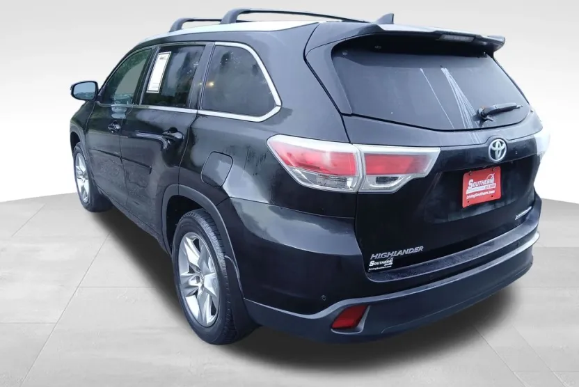 2015 Toyota Highlander Base Hybrid photo 1