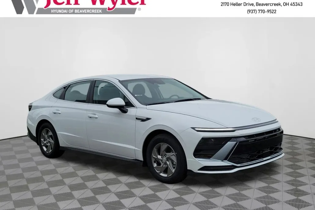 2025 Hyundai Sonata SE photo 1