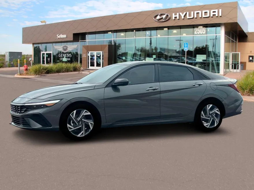2025 Hyundai Elantra SEL Sport photo 1