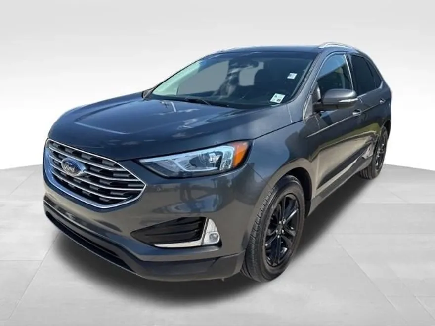 2019 Ford Edge SEL photo 1