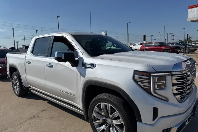 2024 Gmc Sierra 1500 Denali photo 1