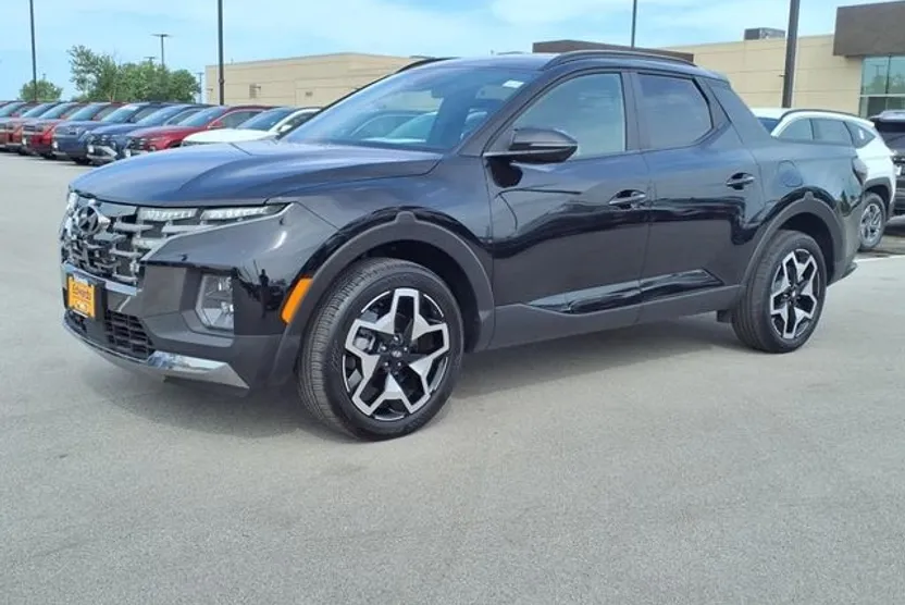 2024 Hyundai Santa Cruz Limited photo 1