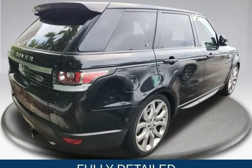 2016 Land Rover Range Rover Sport HSE photo 1
