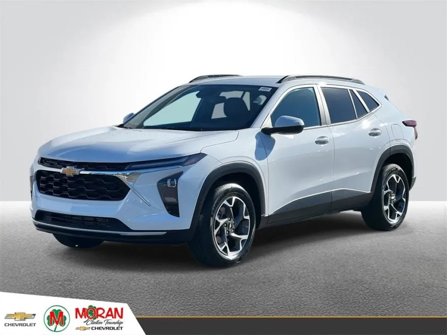 2024 Chevrolet Trax photo 1