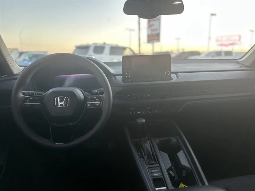 2023 Honda Accord LX photo 1