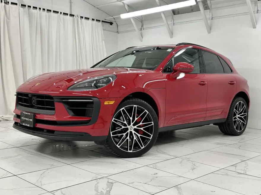2024 Porsche Macan S photo 1
