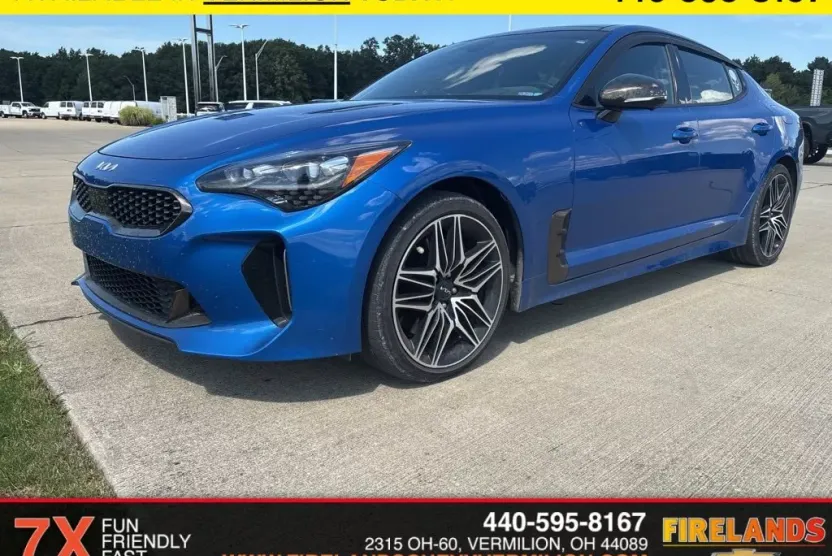 2023 Kia Stinger GT2 photo 1