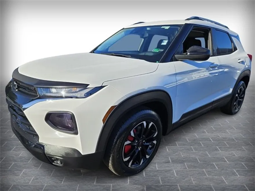 2022 Chevrolet Trailblazer LT photo 1