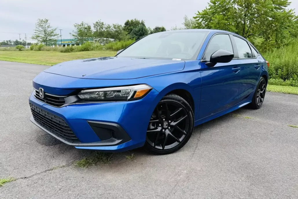 2023 Honda Civic Sport photo 1