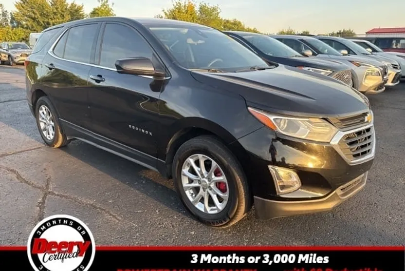 2020 Chevrolet Equinox LT photo 1