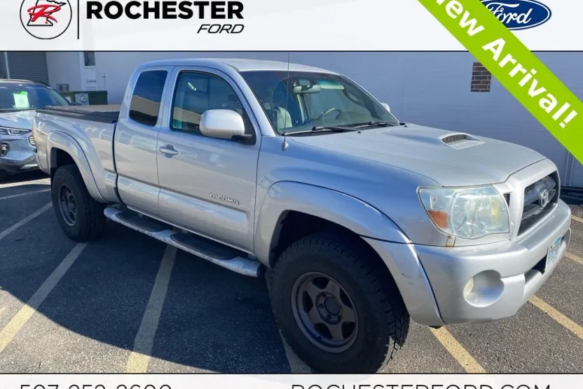 2006 Toyota Tacoma Base V6 photo 1