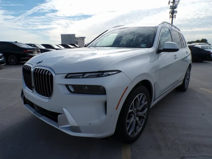 2023 Bmw X7 xDrive40i photo 1