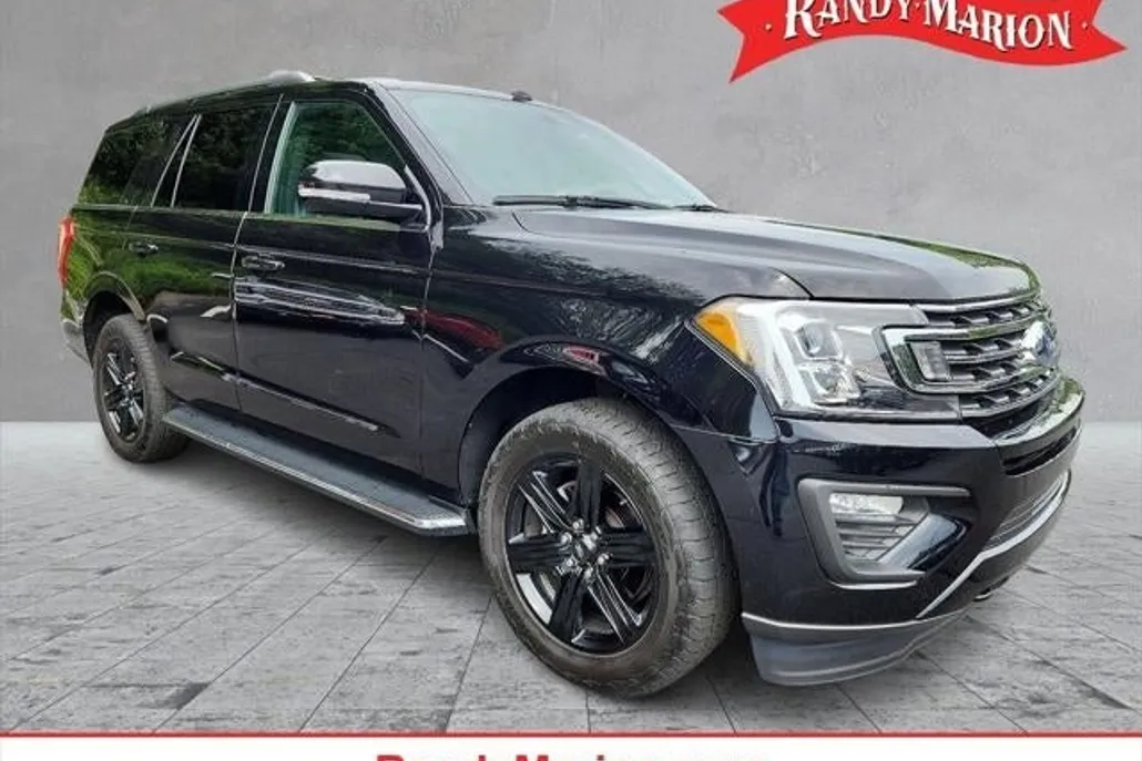 2020 Ford Expedition XLT photo 1