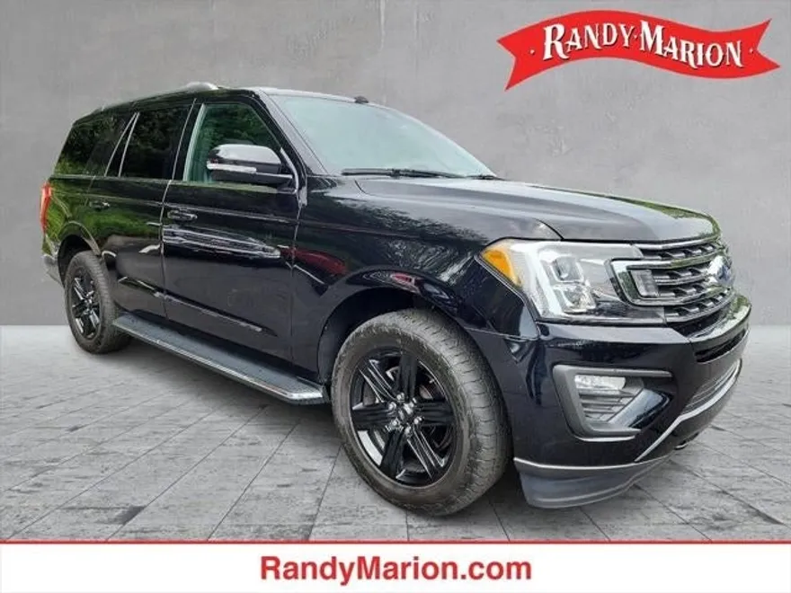 2020 Ford Expedition XLT photo 1