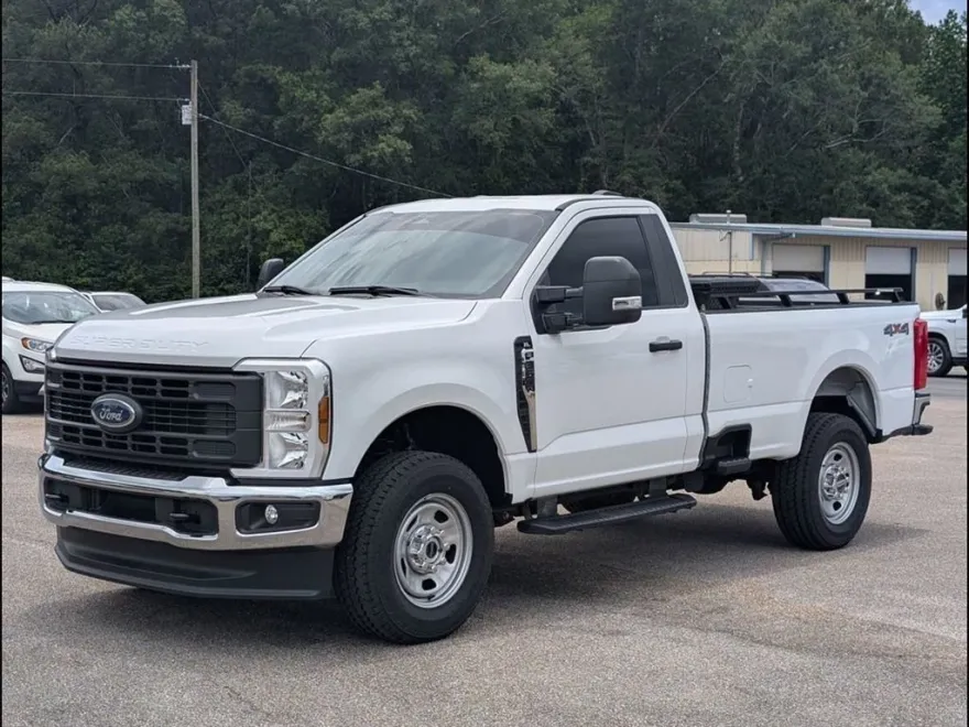 2024 Ford F-350 XL photo 1