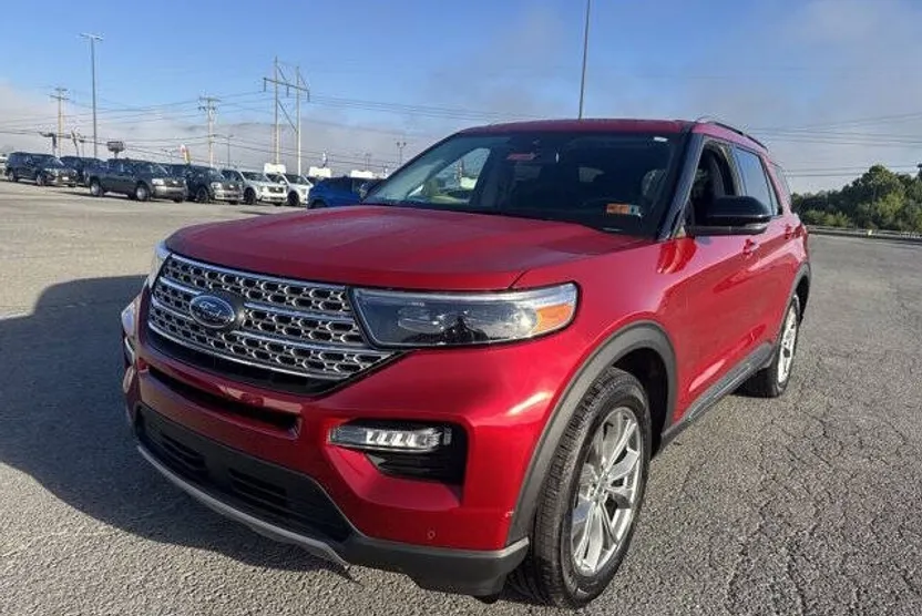 2022 Ford Explorer Limited photo 1