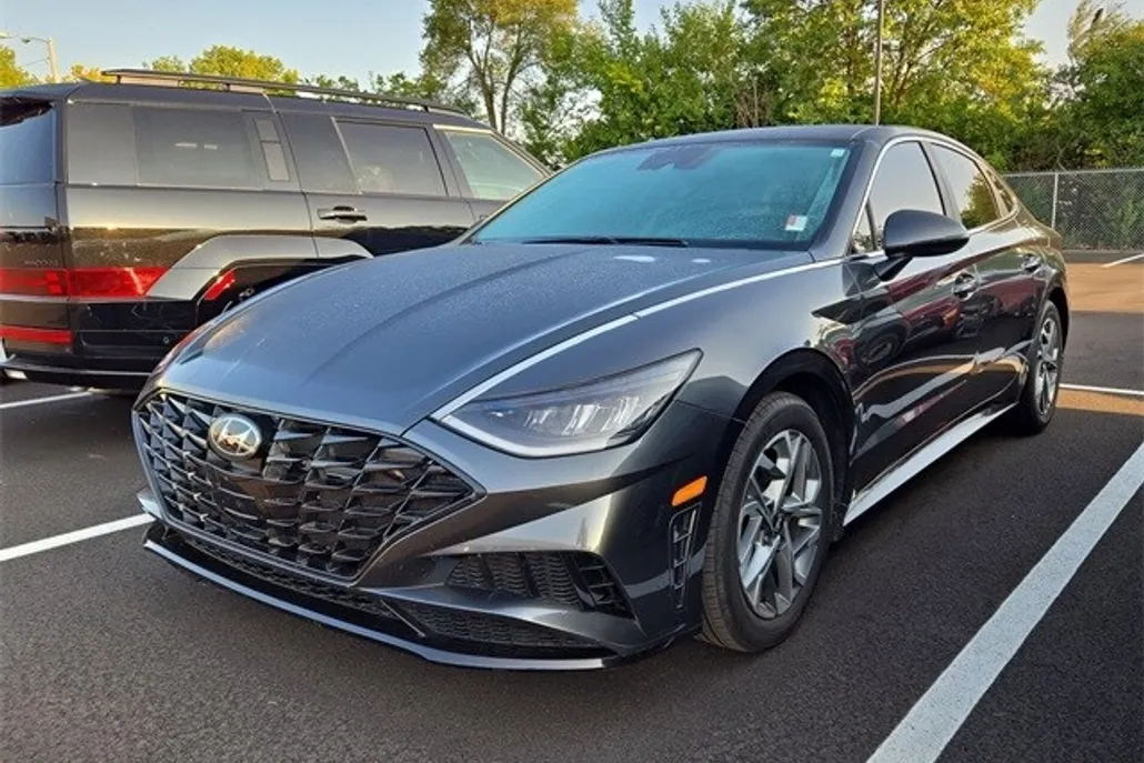 2023 Hyundai Sonata SEL photo 1