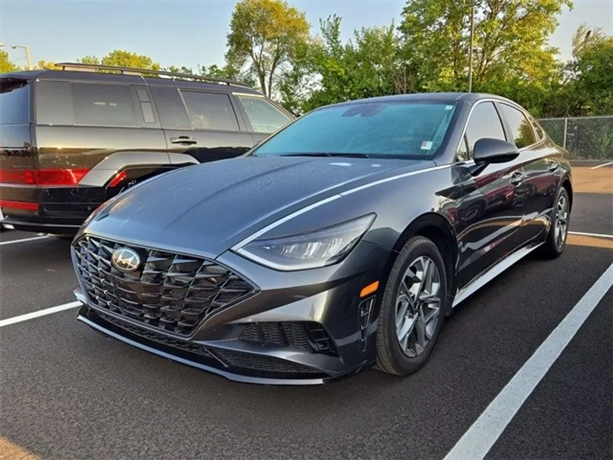 2023 Hyundai Sonata SEL photo 1