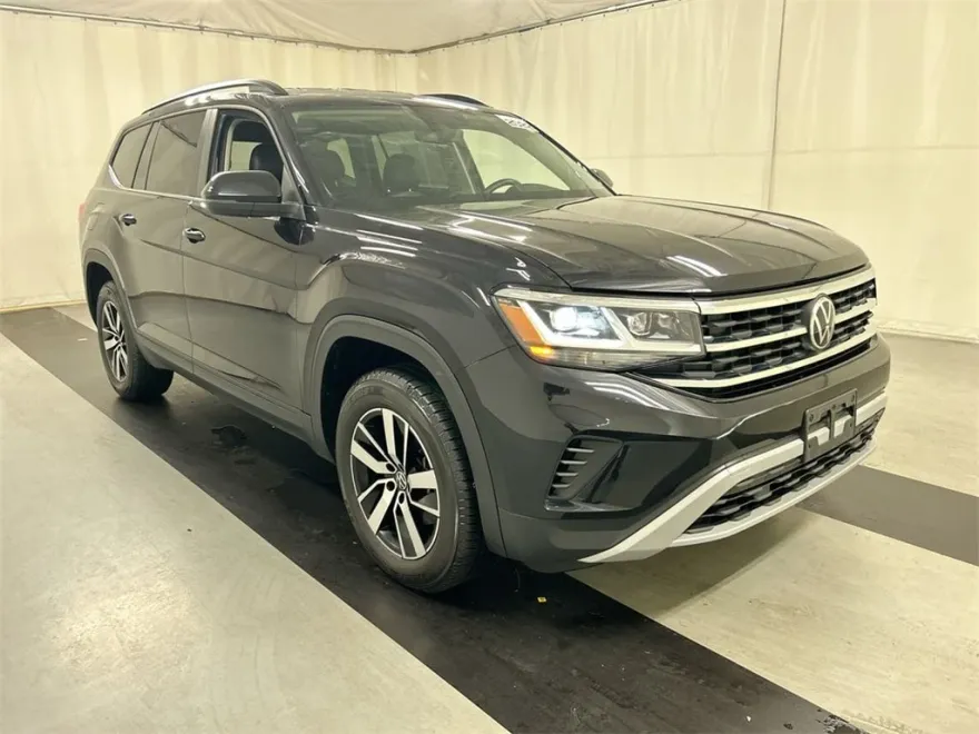 2022 Volkswagen Atlas SE photo 1