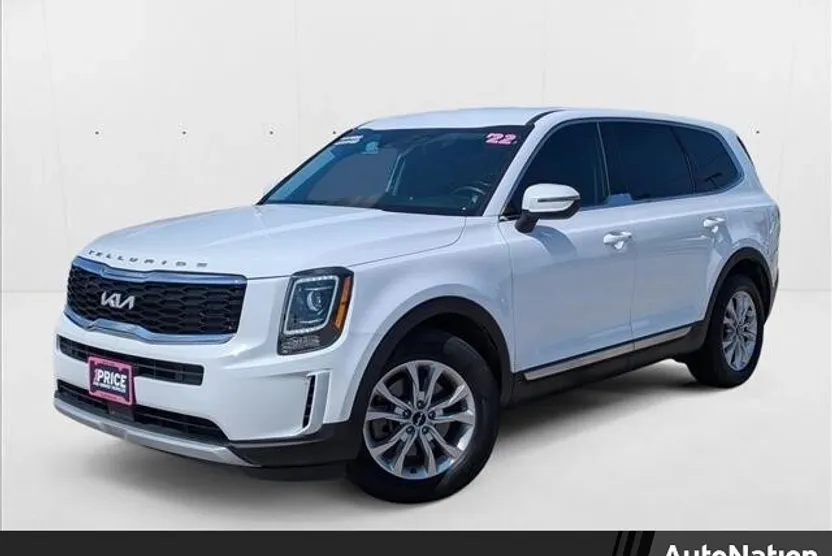 2022 Kia Telluride LX photo 1