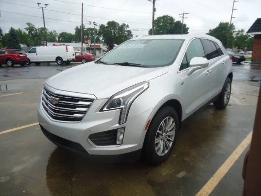 2017 Cadillac XT5 Luxury photo 1