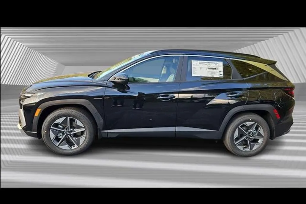 2026 Hyundai Tucson SEL photo 1