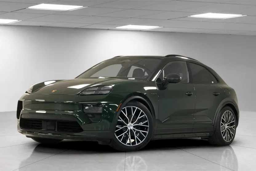2025 Porsche Macan 4 Electric photo 1