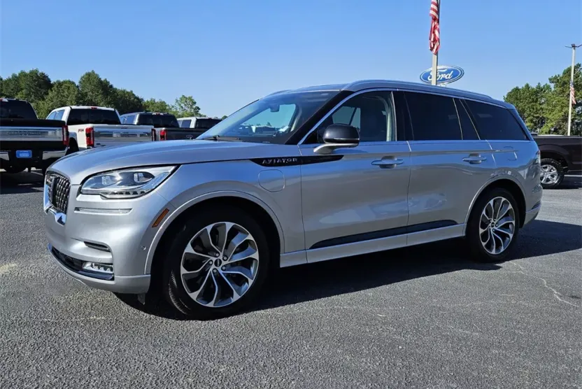 2021 Lincoln Aviator Grand Touring photo 1