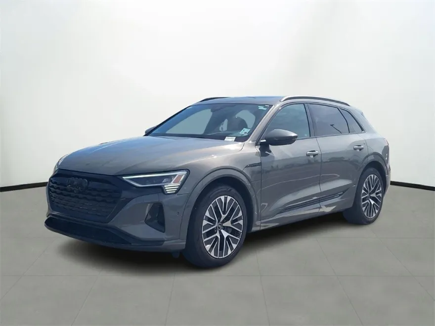 2024 Audi Q8 E-tron Premium photo 1